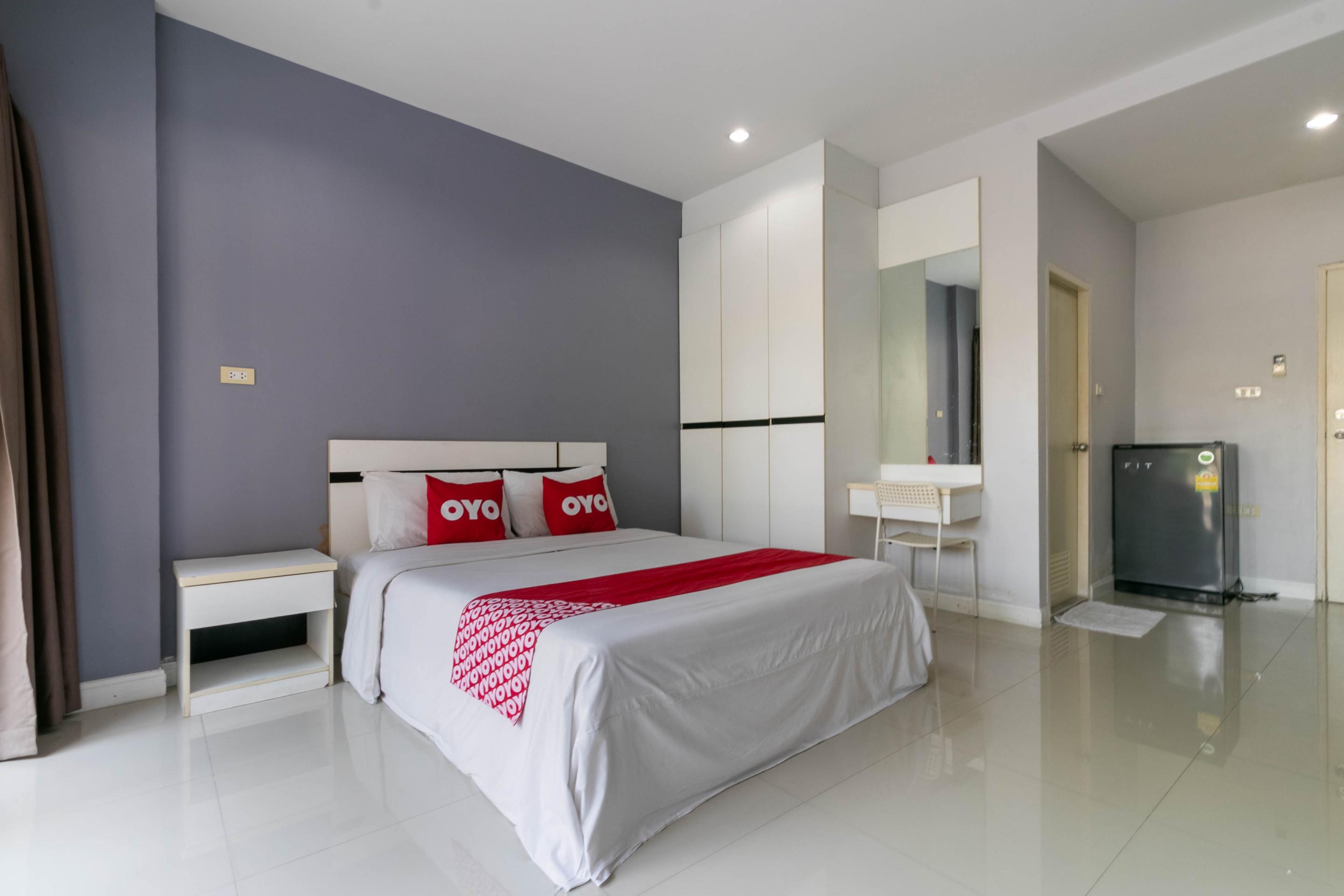 Oyo 75389 Pandora House Hotell Pattaya Exteriör bild