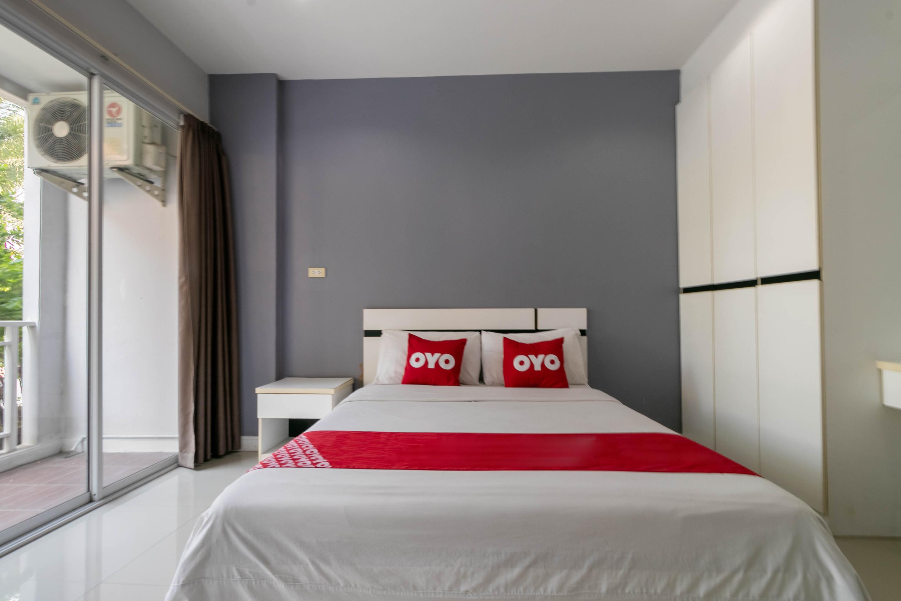 Oyo 75389 Pandora House Hotell Pattaya Exteriör bild